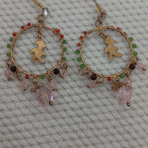 Earrings new with colorful beads