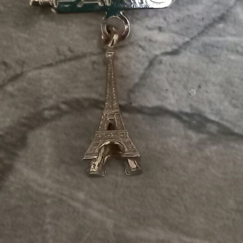 Eiffel Tower pin silver color new