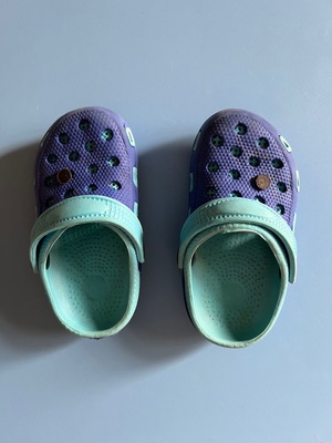 Children's slippers used size 25 blue