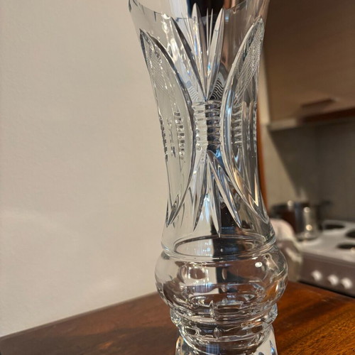 Crystal vase like new