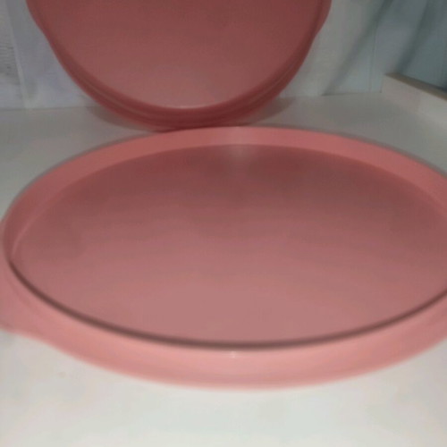 Tupperware Expression Round Cake Server new