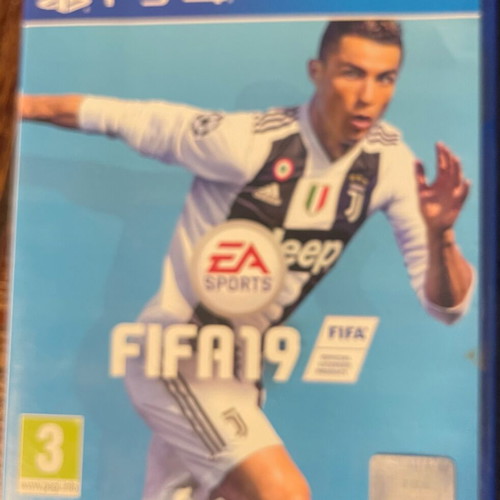FIFA 19 PS4 game like new