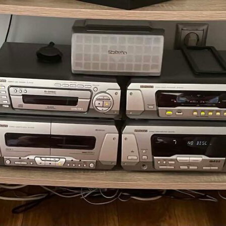 Technics SH 790 stereo system with remote