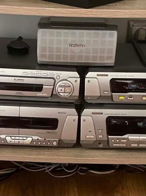 Technics SH 790 stereo system with remote