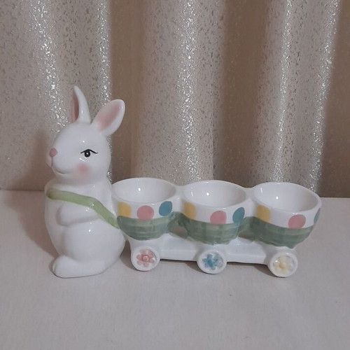 Easter Ceramic Egg Holder Bunny with 3 Slots New