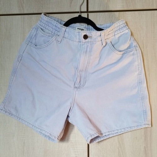 Wrangler Comfy Mom denim shorts, ice blue, W28