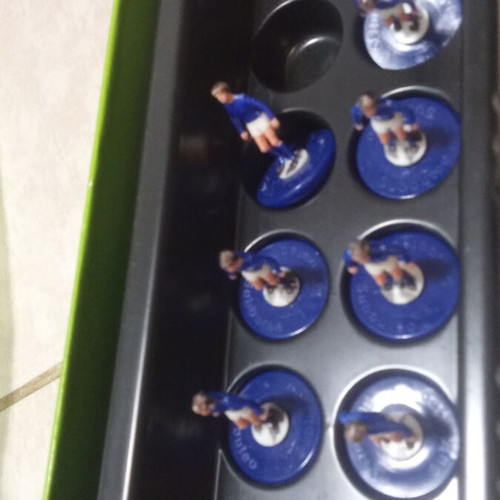 Subbuteo Hasbro Ref 002 set of nine players used, no goalkeeper