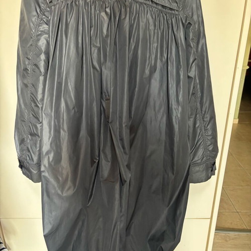 Replay trench coat with detachable lining and gathers, used
