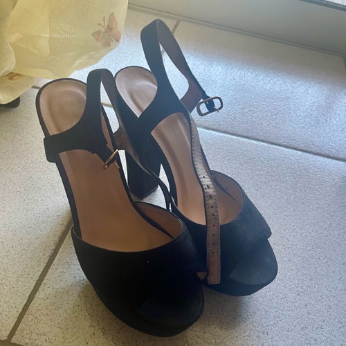 High-heeled castor sandals like new, black, size 37
