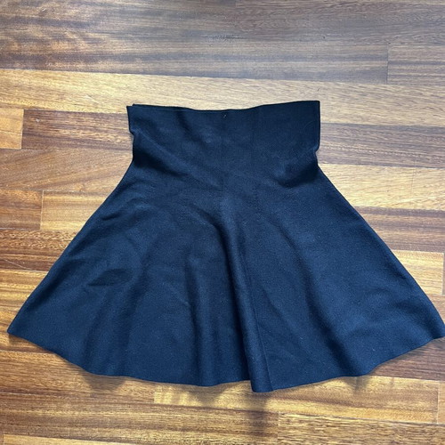 Black wool skirt like new, fitted waist, airy bottom