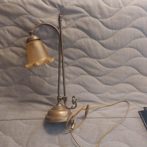 Table lamp portatif elegant, like new