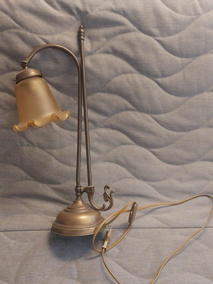 Table lamp portatif elegant, like new