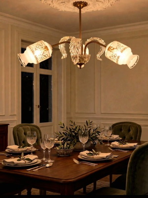 Vintage brass 3-light ceiling lamp Venetian style, like new