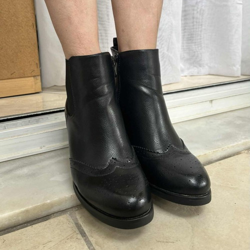 Vintage Boho boots new, size 38, black