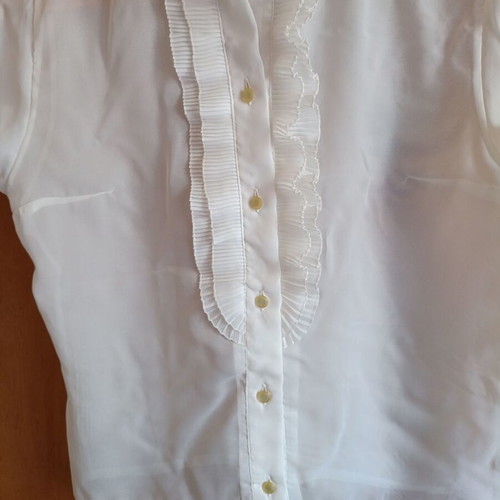 White vintage shirt with chest ruffles, like new, size M