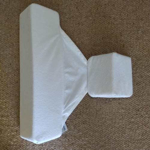 Doomoo baby sleep wedge like new