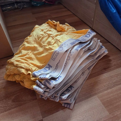 Men's boxers new, pack of 24, size S, yellow