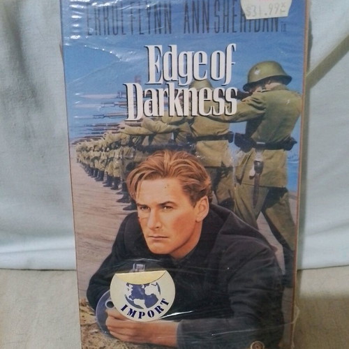 Edge of Darkness Errol Flynn classic, like new