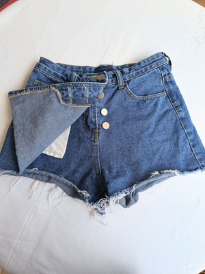 My Style Wrap Front Denim Shorts Blue Wash size S like new
