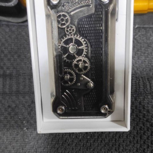 Tesla Punk 85W mod used with steampunk design and dark silver patina