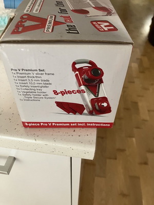 Vegetable cutting multitool new