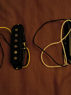 Fender single coil Alnico V guitar pickups neck & middle