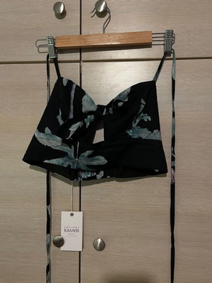 Ancient Kallos summer top new, black with green, small size