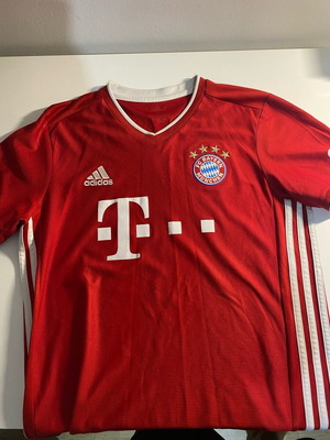 Bayern football jersey used, size M, authentic