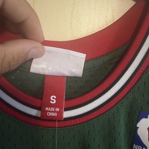 Derrick Rose 2008-09 Chicago Bulls Hardwood Classics jersey, small