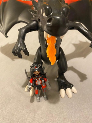Playmobil Giant Dragon used without lance