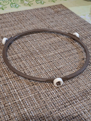 Microwave Oven Ring with Wheels like new