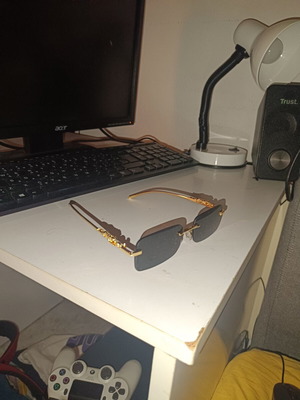 Men's sunglasses new, black and gold