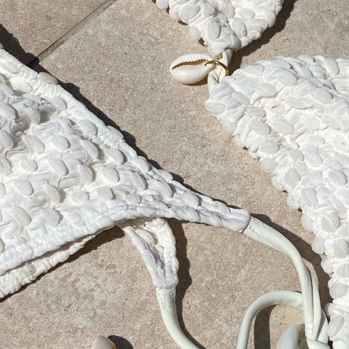 Sea shell bikini like new, off white, size S-M without inserts