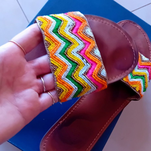 Leather sandals size 41 like new, embroidered with colorful beads, dark brown