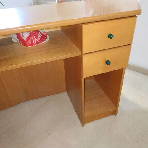 Reception desk used, length 1.60 m, height 80 cm