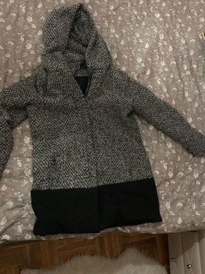 Only coat used, size XL, black and grey