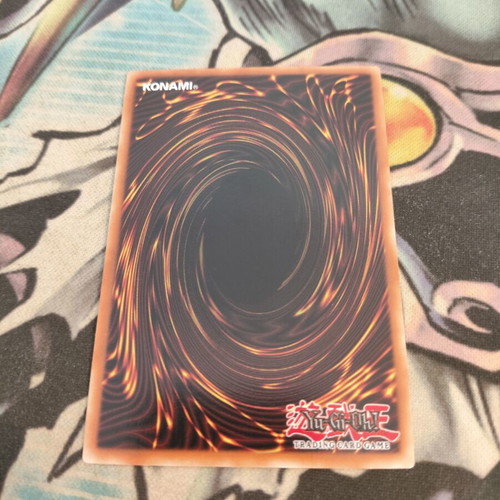 Blue-Eyes White Dragon Yu-Gi-Oh card Quarter Century Secret Rare LC01