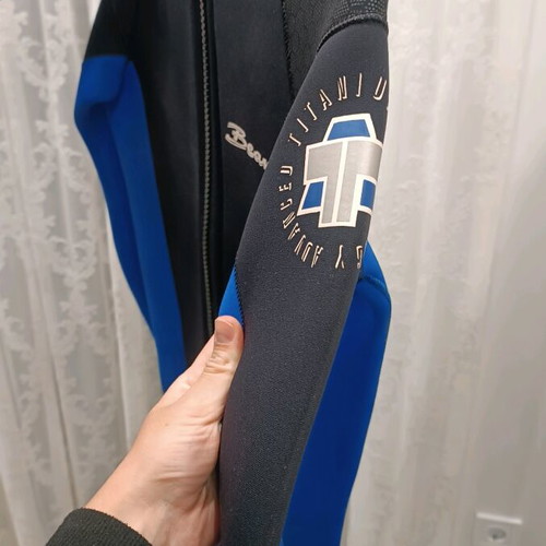 Diving suit like new in excellent condition