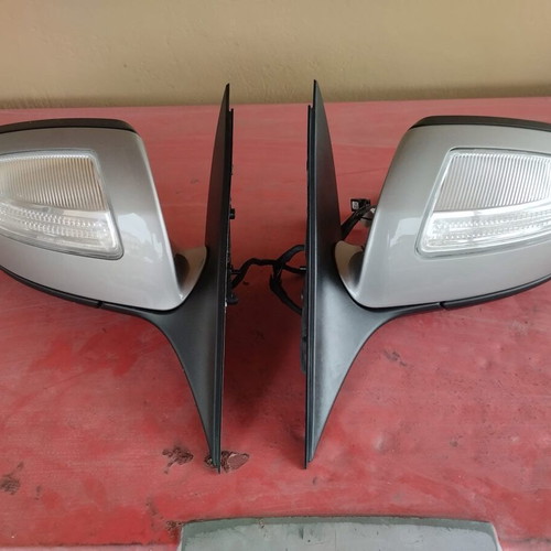 Mercedes W204 pro facelifting mirrors like new, electric folding and heated
