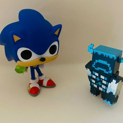 Funko Pop Sonic the Hedgehog with Emerald and Minecraft Warden figure like new