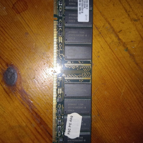 Hyundai 256MB SDRAM PC133 memory used