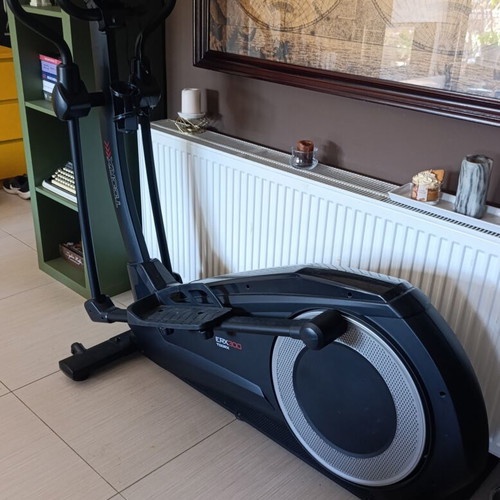 Toorx elliptical machine