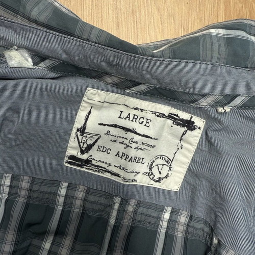 Striped shirt like new, size M