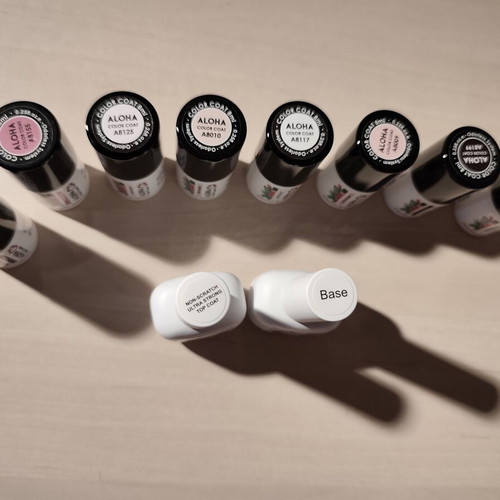 Hypoallergenic semi-permanent nail polishes set, 8 colors, base and top coat