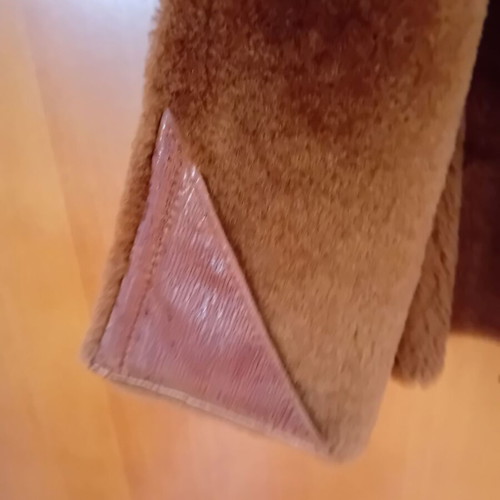 Leather women's coat with genuine fur, size L, like new, dark brown