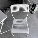 Folding table with two chairs like new