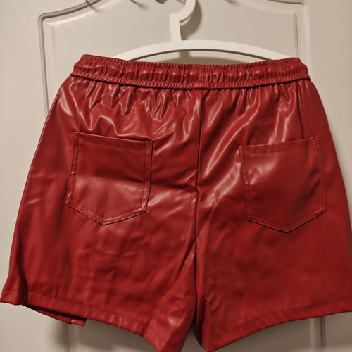 Leather shorts red, new, size XXL with pockets and drawstring