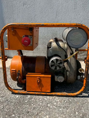 Eisemann BSKA 5 Three-Phase Generator with Sachs Stamo 282 Engine used