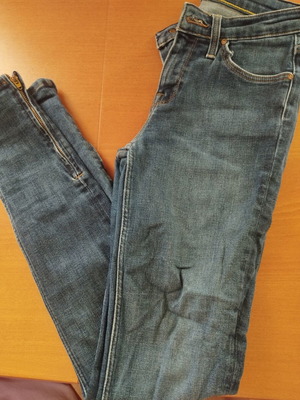 Lee women's blue jeans size W26 L33 used, excellent condition