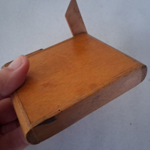 Wooden pocket cigarette case used vintage 1940s